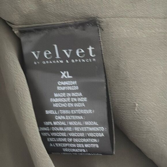 Velvet by Graham & Spencer for Anthropologie Silver Sheath Mini Dress - Picture 7 of 7